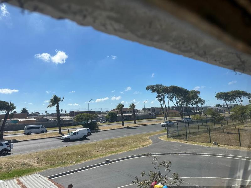 3 Bedroom Property for Sale in Manenberg Western Cape